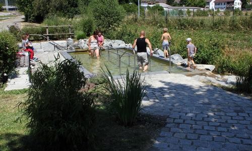 Wassertretbecken Wassertretbecken